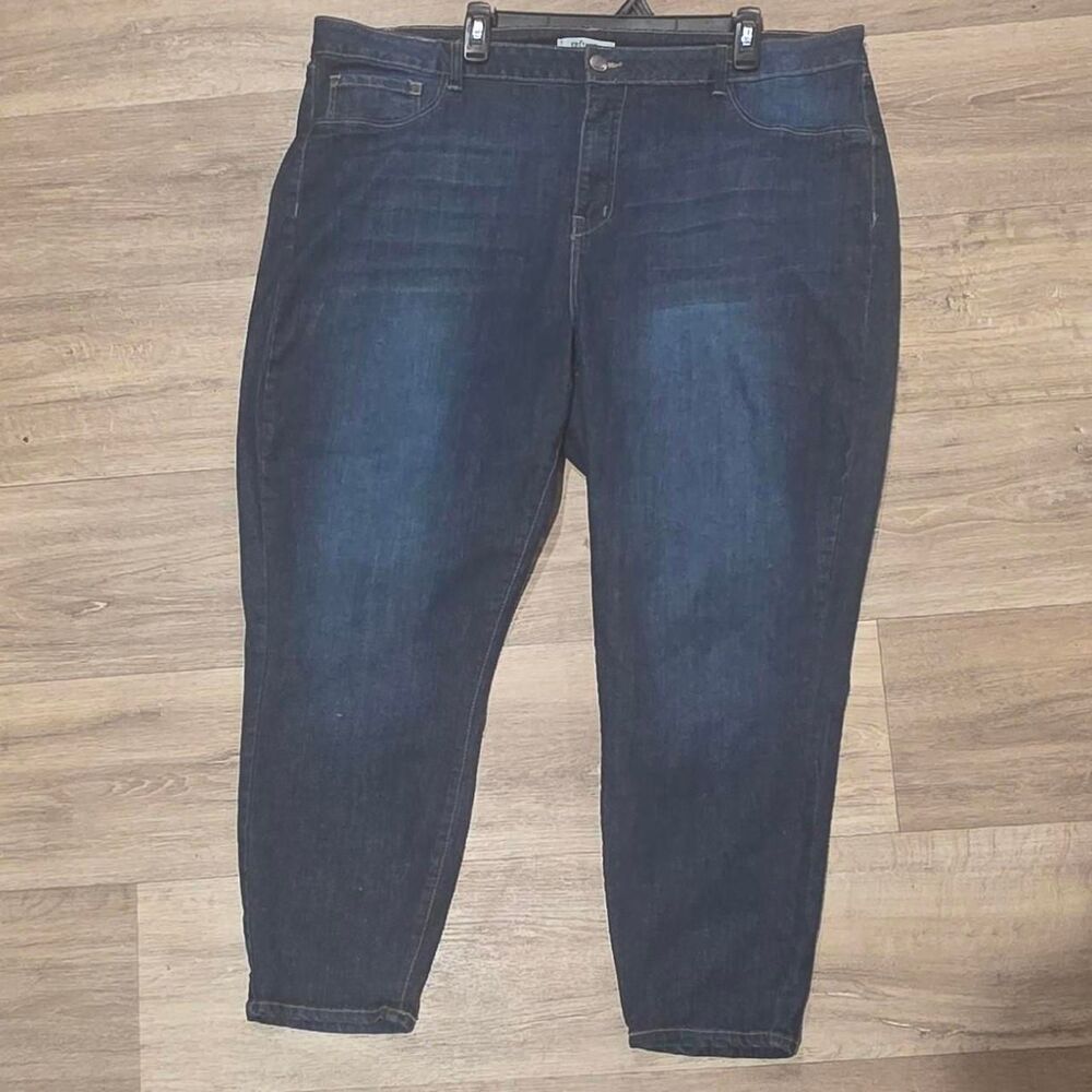 Refuge Women's Blue and Navy Jeans